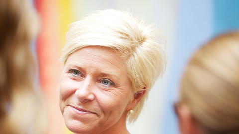  �NSKET IKKE DETTE:  Partileder Siv Jensen har snakket med Carl I. hagen etter utspillet. - Jeg tror ikke det var dette inntrykket han �nsket at folk skulle sitte igjen med etter sine uttalelser, sier hun. Her fra minnestunden p� Stortinget 1. august i �r. Foto: Eirik Helland Urke / Dagbladet