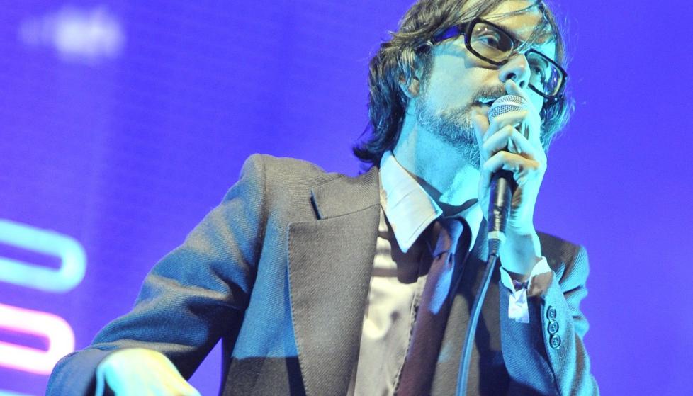 VETERANER: Hvor mange britpopband kan skryte av � ha holdt det g�ende i over 40 �r? Pulp, med Jarvis Cocker i spissen, er svaret, og i dag spiller de p� �yafestivalen. Foto: Scanpix/EPA/MARC TIRL
