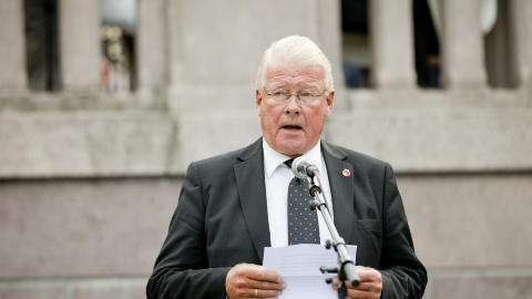 TALTE FORAN STORTINGET: - Aldri f�r har vi kunnet si i soldiaritet at vi alle er sosialdemokrater og AUF'ere, sa Carl I.Hagen i sin appell i dag.
Foto: Sara Johannessen / Scanpix