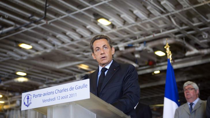 KRISEM�TE: President Nicolas Sarkozy avbr�t ferien for et krisem�te med sine statsr�der samme dag som Soci�t� G�n�rale stupte p� b�rsen, men var det noen sammenheng? Nei. Foto: Bertrand Langlois/Pool/EPA