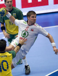 Bjarte Myrhol operert for testikkelkreft