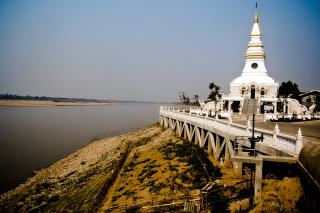  MEKONG:  Langs Mekong er det mange templer underveis. Foto: RICK FORGO/CREATIVE COMMONS