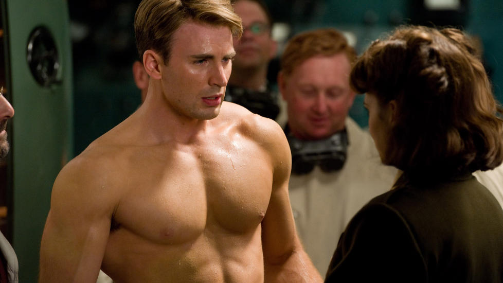 MAT OG TRENING: - Det verste var all etinga, sier Chris Evans om forberedelsene til filmen �Captain America�. Foto: Stella Pictures