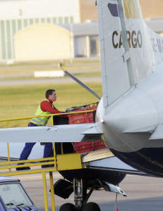 Kan tvinge deg til vektsjekk f�r flyet letter