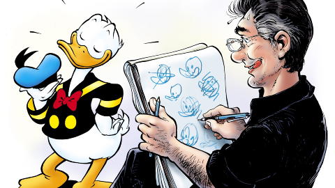 TEGNER: Arild Midthun har tegnet ulike serier i �revis, og er kanskje mest kjent som Donald-tegner. Foto: NTB Scanpix