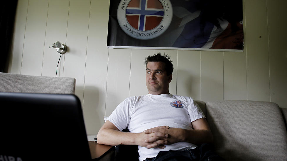 JOBBER FULLTID MED NORWEGIAN DEFENCE LEAGUE: Ronny Alte mener Groruddalen i Oslo kan komme under islamistkontroll. Han leder det han kaller en grasrotorganisasjon med medlemmer over hele landet. Foto: ERLING H�GELAND/Dagbladet