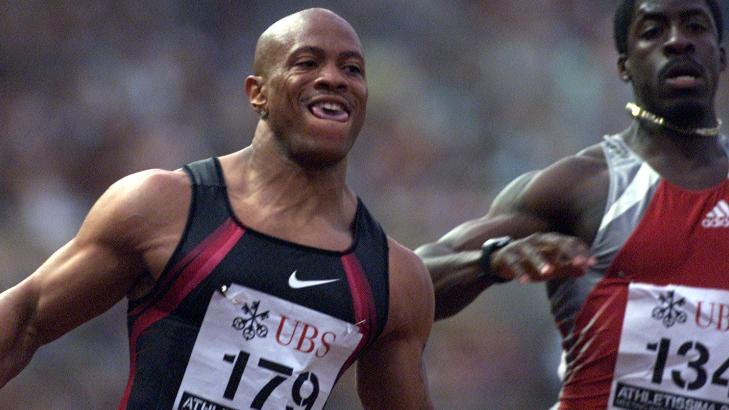 KJENNEMERKE: Maurice Green var verdens beste sprinter, og feiret nesten alltid med � stikke tunga ut av munnen. Foto: 
EPA PHOTO KEYSTONE/MICHELE LIMINA/ADV-ms