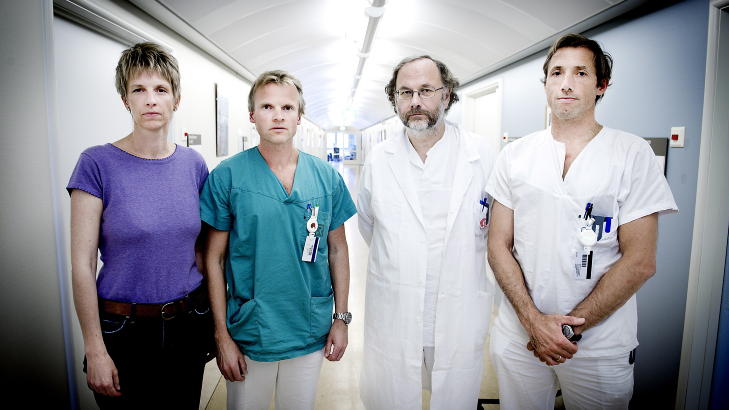  ORKER IKKE MER:  F.v. Mona Winge, Ole Reigstad, Magne R�kkum og Rasmus Thorkildsen er fire av de seks h�ndkirurgene som ikke har noen forst�else for hva ledelsen holder p� med. De f�ler at de har blitt overkj�rt siden 2010, og i sommer sendte de et mistillitsbrev hvor de ba lederen tre av. Det ble besvart med en oppfordring om � si opp sine egne stillinger. Foto: JOHN T. PEDERSEN / DAGBLADET