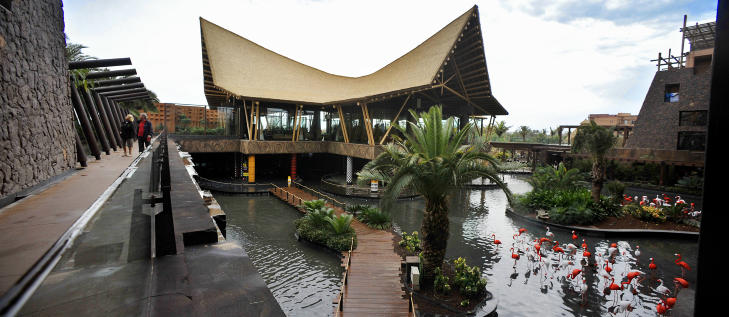 LUKSUSHOTELL: Et av vinterens mest popul�re hoteller er det nybygde  Baobab Resort p� Gran Canarias s�rside.  Foto: JOHN TERJE PEDERSEN