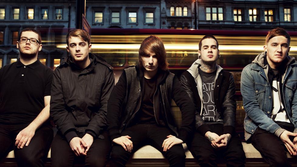 P� EGNE BEN: Austin Dickinson (i midten) er s�nn av heavy metal-ikonet Bruce Dickinson, men bandet har fors�kt � ligge lavt i forhold til slektskapet. Foto: EMI