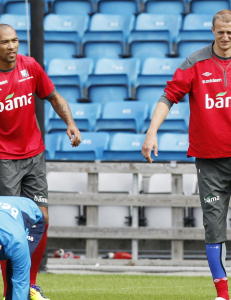 Carew mener Hangeland er et fysisk mysterium