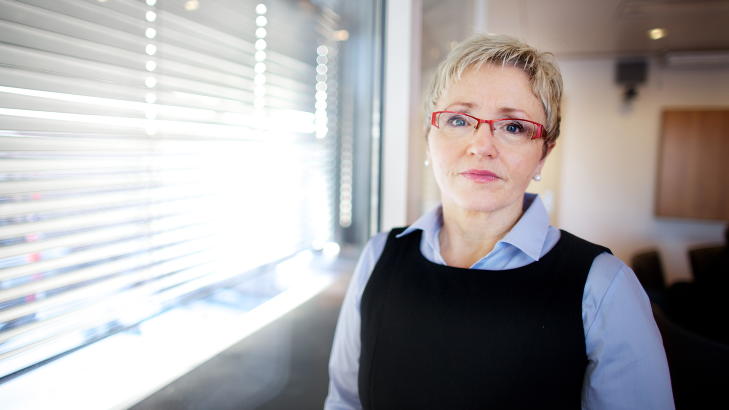 M� BLI VENNER IGJEN: Partileder Liv Signe Navarsete forventer n� at Ola Borten Moe framover holder seg inne med milj�bevegelsen og at han klarer opp etter Moes utspill mot milj�bevegelsen.  Foto: Eirik Helland Urke / Dagbladet