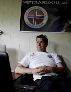 H�yeste beredskap hos dansk politi f�r h�yreekstremistisk demonstrasjon i Aarhus