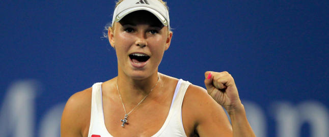 Wozniacki enkelt til tredje runde