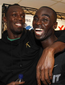 Bolt truet Jays med � dytte ham unna i svingen