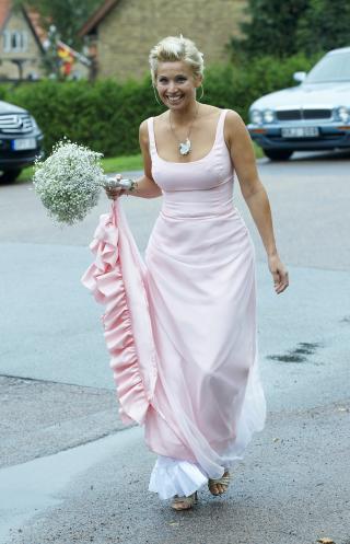 ROSA: Tina Nordstr�m str�lte i denne kjolekreasjonen. Foto: Stella Pictures