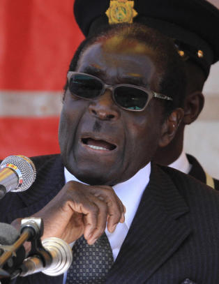 - Robert Mugabe vil dø innen 2013