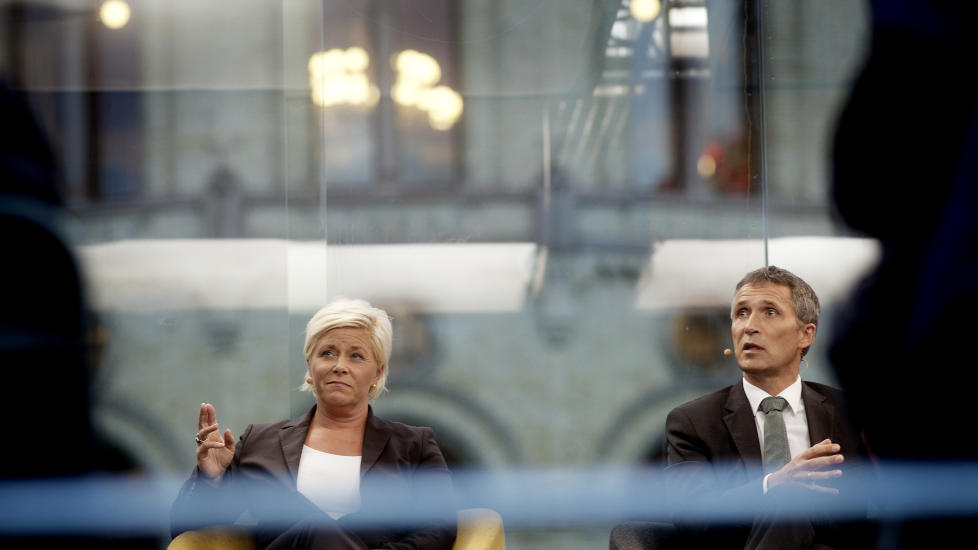  HELSEK�ENE HAR �KT:  - Helsepolitikk handler om penger. Under Stoltenbergs tid har oljefondet �kt dramatisk, og det har helsek�ene ogs�. Helsesektoren trenger mer bevilgninger, sa Frp-lederen under kveldens debatt. Foto: Anita Arntzen / Dagbladet
