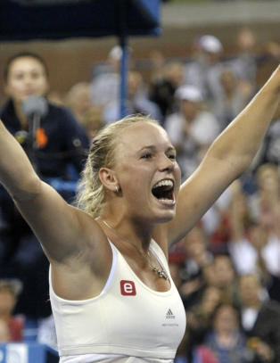 Wozniacki til kvartfinale etter sterk snuoperasjon