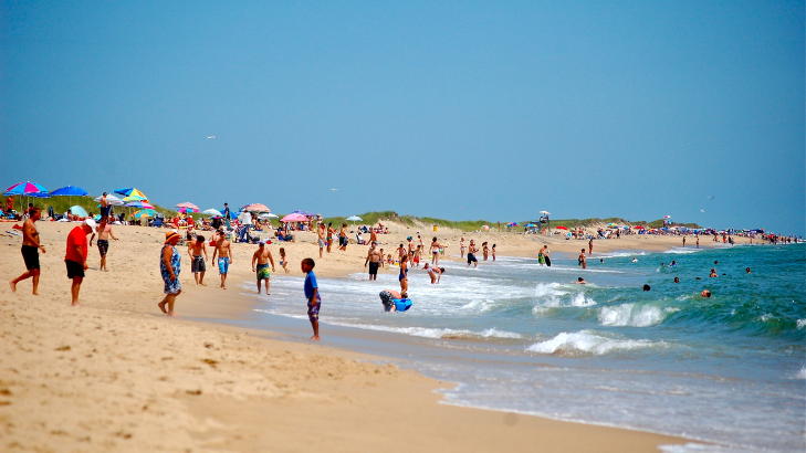 IDYLL: En avslappet dag p� State Beach, stranda mellom Oak Bluffs og Edgartown. Foto: CAMILLA FLAATTEN