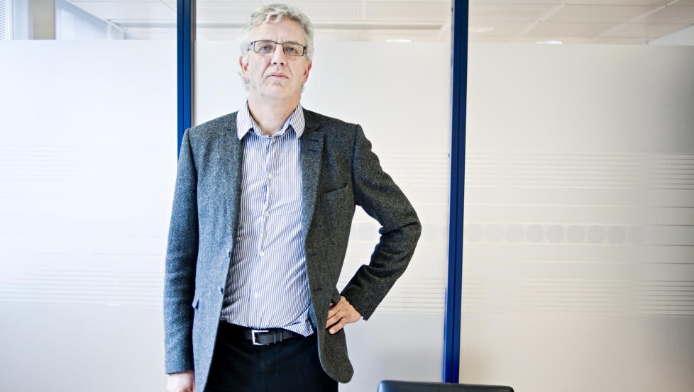 REKTOR-KAOS: - Det har g�tt s� mye ut over arbeidsmilj�et at enkelte ansatte har m�ttet g� til psykolog p� grunn av de hyppige lederskiftene, sier Johan S. Seland. I sommer trakk han seg som driftsstyreleder ved Vestli skole. Foto: Benjamin A. Ward/Dagbladet