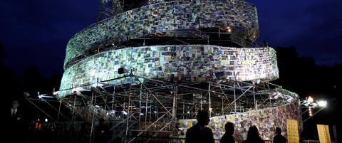 Heller elfenbeinst&aring;rnet enn Adam Smith