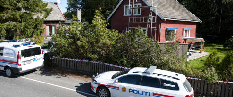 - Han er glad i ting som smeller