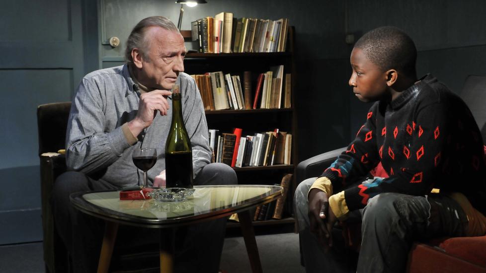 VENNER: Marcel (Andr� Wilms) bestemmer seg for � hjelpe flyktningen Idrissa (Blondin Miguel) i �Le Havre�.