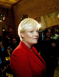 Kristin vurderte å abdisere allerede i vår