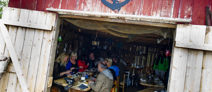  BRA LAM:  For reisende er det mulighet til � kose seg �utend�rs� med lokal mat.Foto: THOMAS RASMUS SKAUG