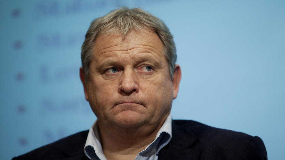 FORSVARER TILSKUERTALLENE: Niels R�ine sier at bare skottene g�r mer p� fotballkamp enn oss nordmenn m�lt i antall innbyggere. Morten Pedersen mener NTF-sjefen bagatelliserer et faktum som rir klubbene, sponsorer, samarbeidspartnere og den norske fotball�konomien som ei mare.
Foto: Kyrre Lien / Scanpix