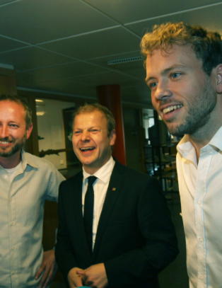 Holmås langer ut mot SV-ledelsen