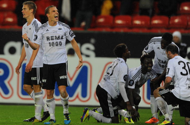 SNUDDE TIL SEIER: Rosenborg kom tilbake fra 0-1 og vant 2-1 mot Sogndal, men seieren satt langt inne.Foto: Arve Johnsen/Digitalsport