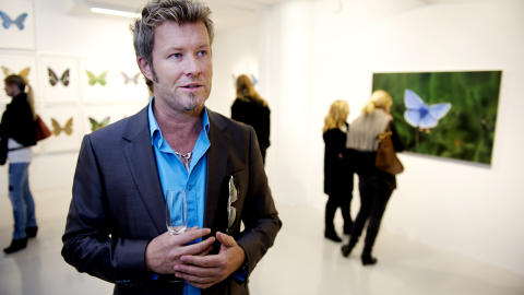 I GALLERIET: Inne i lokalet huser Stolper Friends 70 sommerfugler. Liv og død er tema for utstillingen. Foto: Øistein Norum Monsen / DAGBLADET I GALLERIET: Inne i lokalet huser Stolper Friends 70 sommerfugler. Liv og død er tema for utstillingen. Foto: Øistein Norum Monsen / DAGBLADET
