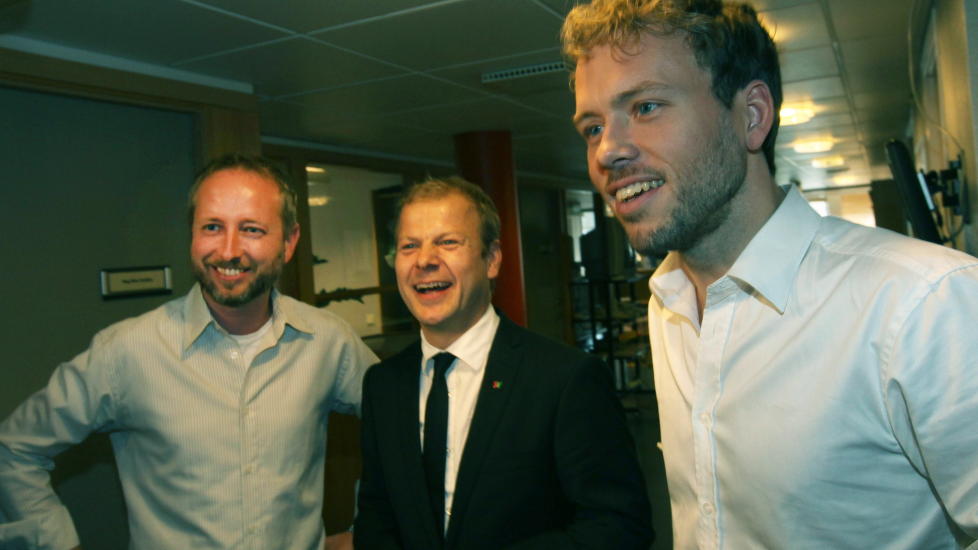 STEMT NED: B�rd Vegar Solhjell lanserte ideen om en uravstemming p� ledervervet i SV. Heikki Holm�s og Audun Lysbakken har �nsket dette velkommen, men det ser likevel ikke ut til at ideen blir realisert. Samtlige av landsstyremedlemmene vil stemme nei til forslaget. Foto: Morten Holm / Scanpix