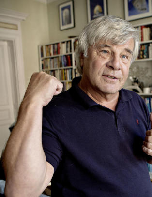 Alfa-hanner inn på boklista