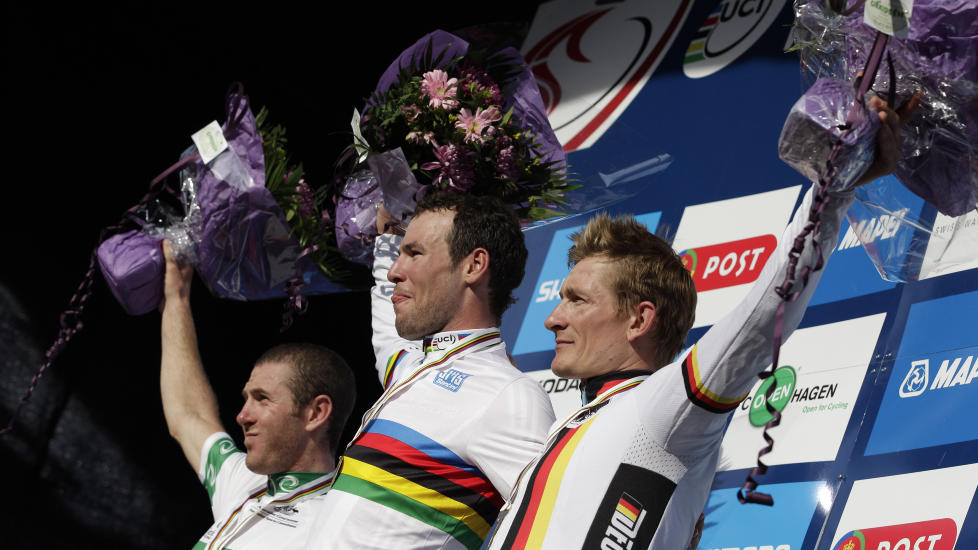  DOPFRI TRIO  En hel VM-pall med dopfrie syklister. Mark Cavendish, Matthew Goss of Australia (til venstre) og Andre Greipel (til h�yre) tilh�rer den nye gode generasjonen. Foto: AP/Peter Dejong.