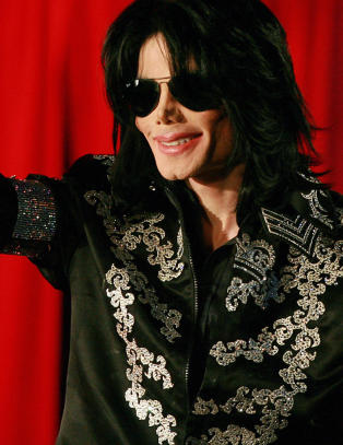 Skylder p� Michael Jackson etter overdosed�dsfallet
