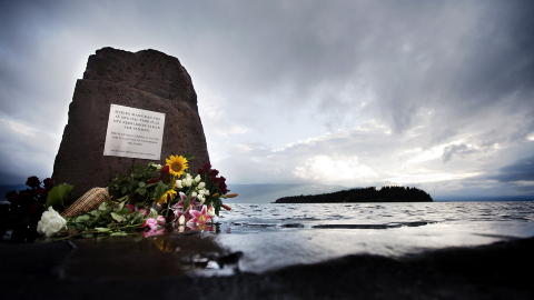 VIL IKKE BLI GLEMT: P� Utvika camping minnes Ut�ya-ofrene. Gro kunne selv ha blitt skutt. Foto: Christian Roth Christensen/Dagbladet