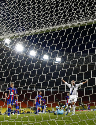 Inter seirende ut av m�lfest i Moskva