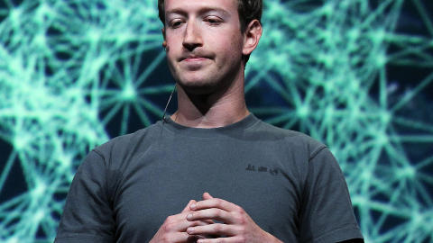 SLIK FJERNER DU HAN FRA DATAEN DIN: �Den eneste l�sningen er � fjerne alle Facebook-informasjonskapslene fra nettelseren eller � bruke en helt annen nettleser for Facebook�, skriver australeren videre.  Foto: GETTY/JUSTIN SULLIVAN/SCANPIX