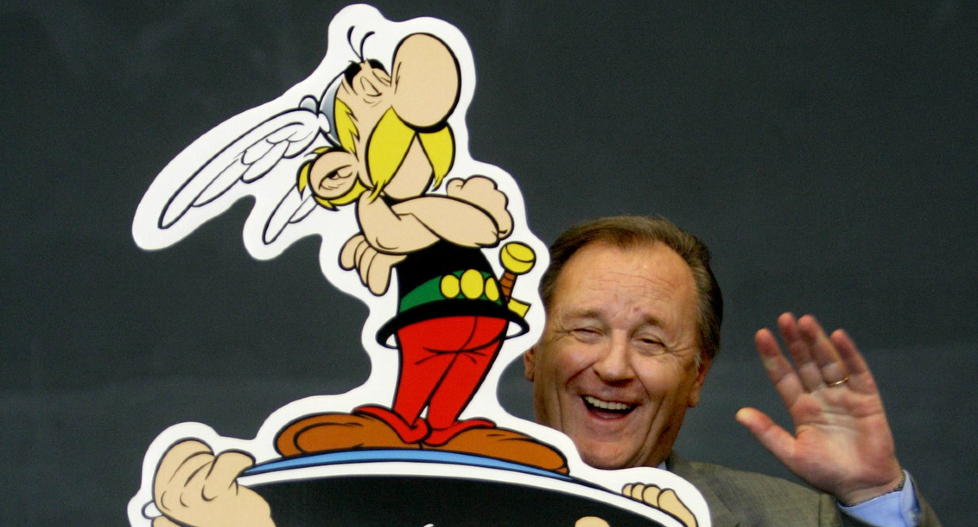 LEGGER OPP: Albert Uderzo har tegnet alle av Asterix' 33 eventyr. Siden manusforfatter Ren� Goscinny d�de i 1977 har han ogs� skrevet manus til serien. Foto: Reuters/Alex Grimm/Scanpix