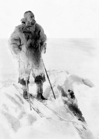 I Amundsens fotspor: Roald Amundsen som f�rstemann p� Sydpolen i 1911. �Jan Gunnar Winther burde innr�mme f�lgende: Ja! Jeg har alltid dr�mt om Amundsens bragd. Jeg skal formidle b�de historie og klimaforskning, men det er klart jeg gj�r dette aller, aller mest for min egen del�, skriver Sigri Sandberg Mel�y. Arkivfoto: Scanpix
