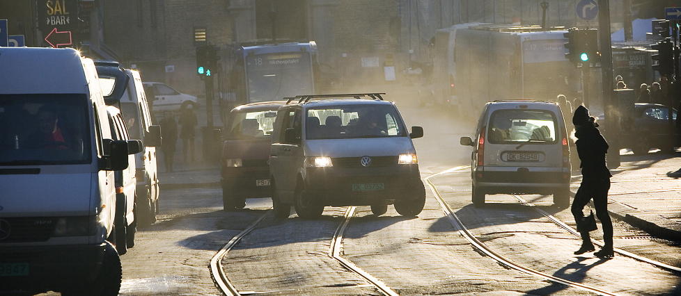 SJU AV TI MED DIESEL: Seinest i 2009 ble avgiftssystemet lagt om for � favorisere dieselbiler. N� innr�mmer samferdselsministeren d�rlig kunnskap p� omr�det, og vil med det gj�re dieselbiler dyrere. Foto: JON TERJE H. HANSEN/DAGBLADET