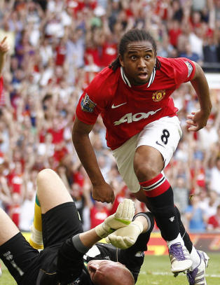 Norwich var centimeter fra � sjokkere Old Trafford