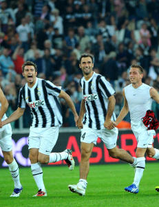 Keepertabbe og rødt kort da Juventus slo Milan