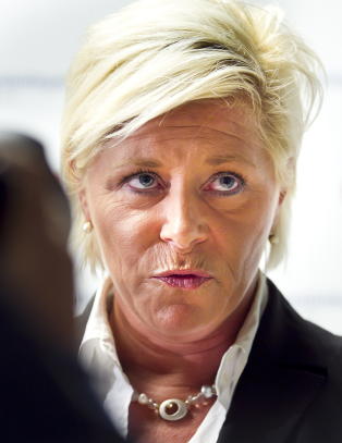 - Det virker som regjeringen er redd for at noe skal komme ut