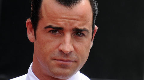M�RK OG MYSTISK: F�rste gang Aniston m�tte Justin Theroux, syntes hun at han s� ut som en seriemorder. Foto: Gabriel Bouys / AFP Photo / Scanpix