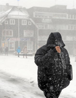 Nord-Norge: Sn� S�r-Norge: Sol