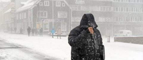Nord-Norge: Sn� S�r-Norge: Sol